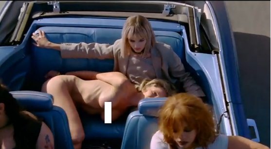 《Bitch Better Have My Money》MV 